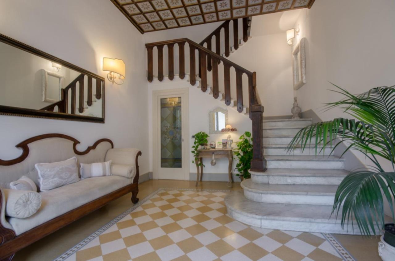 Il Sole Antico Bed and Breakfast Viareggio Buitenkant foto